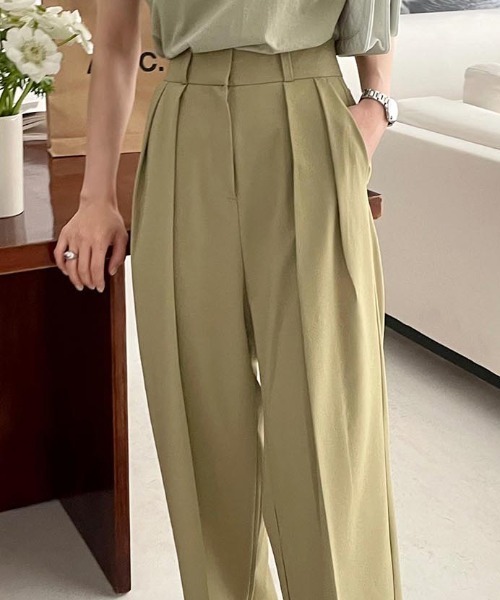 KOR（ケーオーアール）の「センタープレス ハイウエスト ストレートワイドスラックス（スラックス・レディース・ベージュ/ブルー/グリーン・S/M/L）」の21枚目の写真