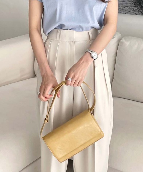 KOR（ケーオーアール）の「センタープレス ハイウエスト ストレートワイドスラックス（スラックス・レディース・ベージュ/ブルー/グリーン・S/M/L）」の9枚目の写真