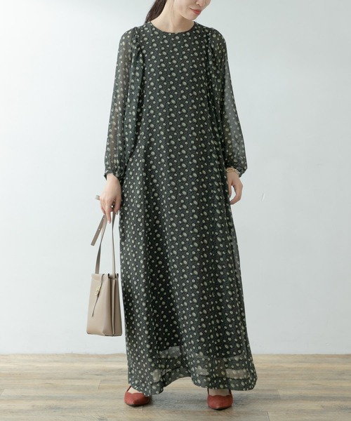 F by ROSSO（エフバイロッソ）の「F by ROSSO　フラワープリントボリュームスリーブワンピース（ワンピース・レディース・ブラック/ベージュ/マスタード・FREE）」の21枚目の写真