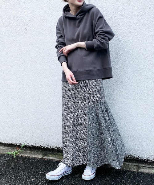 CIAOPANIC TYPY（チャオパニックティピー）の「【OSORO】スウェードライク裏毛パーカー（パーカー・レディース・チャコールグレー/ライトグレー/レッド/オレンジ/グリーン/ホワイト系その他・ONE SIZE）」の8枚目の写真