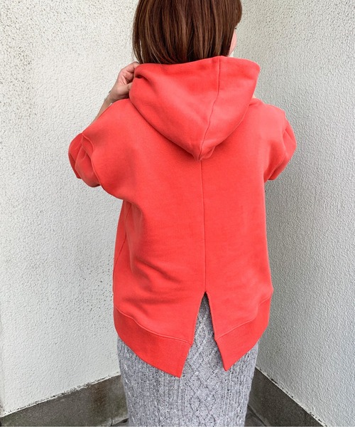 CIAOPANIC TYPY（チャオパニックティピー）の「【OSORO】スウェードライク裏毛パーカー（パーカー・レディース・チャコールグレー/ライトグレー/レッド/オレンジ/グリーン/ホワイト系その他・ONE SIZE）」の11枚目の写真