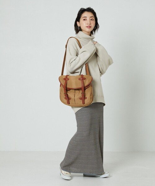 FREAK'S STORE（フリークスストア）の「【WEB限定】ヘビーウェイト裏起毛スウェットタートルネックプルオーバー(ビッグシルエット・トレーナー)（スウェット・レディース・ライトグレー/ブラック/ダークブラウン/グレー/レッド/オリーブ/ブルー/マスタード/ナチュラル・ﾌﾘ-）」の16枚目の写真