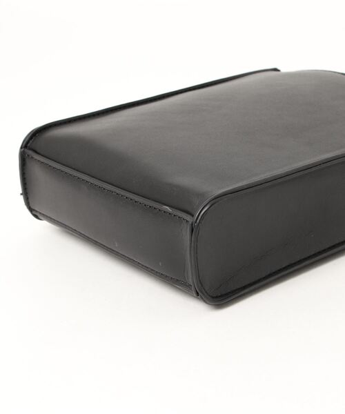 VEENA 1921（ヴィーナ）の「【VEENA 1921/ヴィーナ】ショルダーバッグ スクエア ポーチショルダー（ショルダーバッグ・レディース・ホワイト/ブラック/ブラック系その他/ベージュ系その他・FREE）」の7枚目の写真