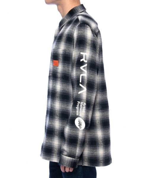 RVCA(ルーカ)の「RVCA メンズ RVCA BROTHERS FLANNE ロングスリーブシャツ【2021年秋冬モデル】/ルーカ袖プリントバックプリント長袖チェックシャツ(シャツ/ブラウス・メンズ・ブラウン/ブラック/ブルー・SMALL/MEDIUM/LARGE)」の8枚目の写真