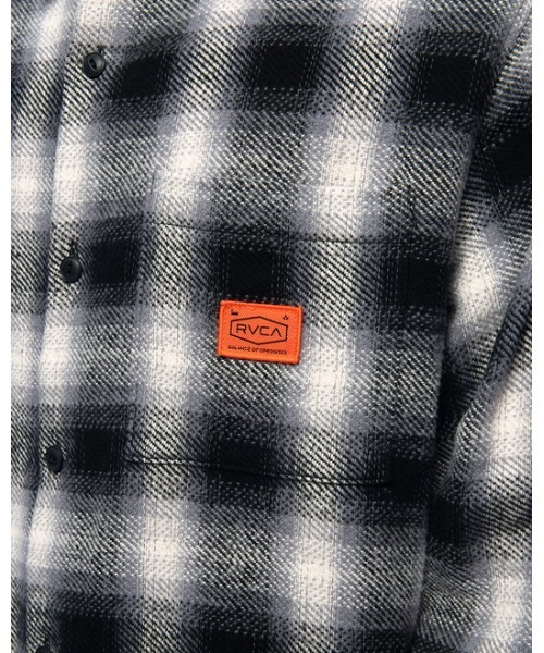 RVCA(ルーカ)の「RVCA メンズ RVCA BROTHERS FLANNE ロングスリーブシャツ【2021年秋冬モデル】/ルーカ袖プリントバックプリント長袖チェックシャツ(シャツ/ブラウス・メンズ・ブラウン/ブラック/ブルー・SMALL/MEDIUM/LARGE)」の10枚目の写真