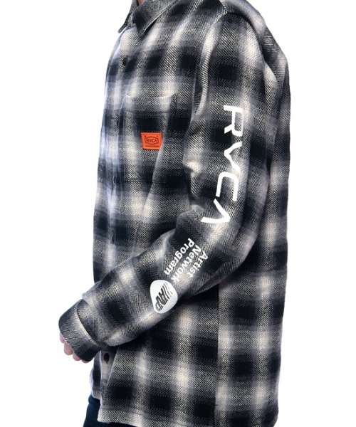 RVCA(ルーカ)の「RVCA メンズ RVCA BROTHERS FLANNE ロングスリーブシャツ【2021年秋冬モデル】/ルーカ袖プリントバックプリント長袖チェックシャツ(シャツ/ブラウス・メンズ・ブラウン/ブラック/ブルー・SMALL/MEDIUM/LARGE)」の11枚目の写真