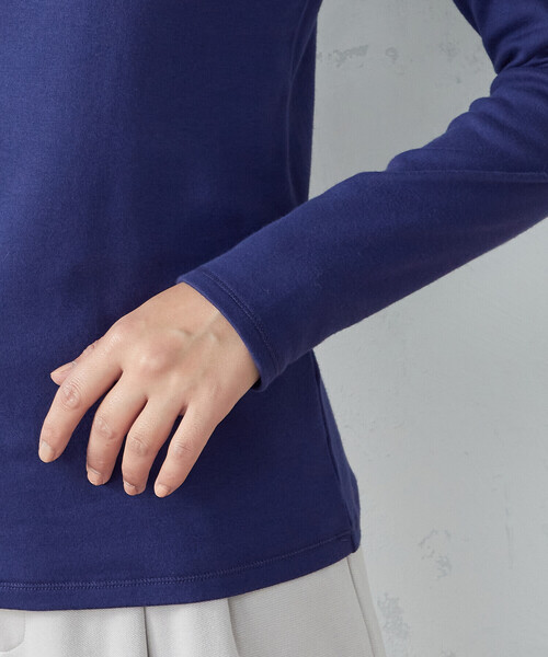 COMME CA ISM（コムサイズム）の「ハイネック　あったかＴシャツ（Tシャツ/カットソー・レディース・ホワイト/ライトグレー/ブラック/ブルー・MEDIUM/LARGE）」の20枚目の写真