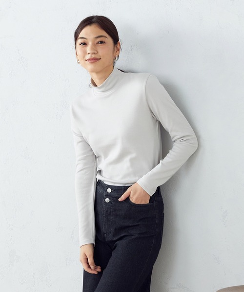 COMME CA ISM（コムサイズム）の「ハイネック　あったかＴシャツ（Tシャツ/カットソー・レディース・ホワイト/ライトグレー/ブラック/ブルー・MEDIUM/LARGE）」の3枚目の写真