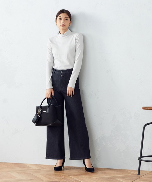 COMME CA ISM（コムサイズム）の「ハイネック　あったかＴシャツ（Tシャツ/カットソー・レディース・ホワイト/ライトグレー/ブラック/ブルー・MEDIUM/LARGE）」の6枚目の写真