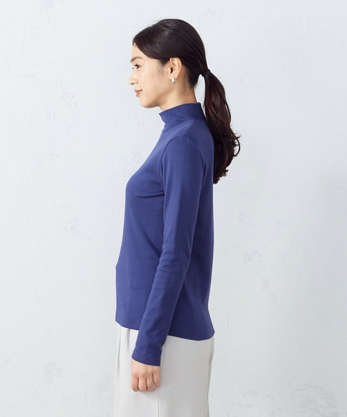 COMME CA ISM（コムサイズム）の「ハイネック　あったかＴシャツ（Tシャツ/カットソー・レディース・ホワイト/ライトグレー/ブラック/ブルー・MEDIUM/LARGE）」の12枚目の写真