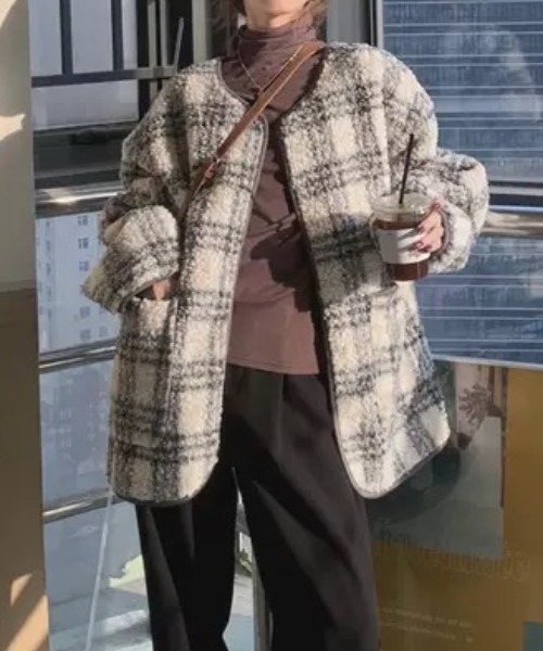 ACT（アクト）の「チェック柄 ノーカラーフリースジャケット（ノーカラージャケット・レディース・ホワイト×グレー・M/L/2XL/XL）」の20枚目の写真