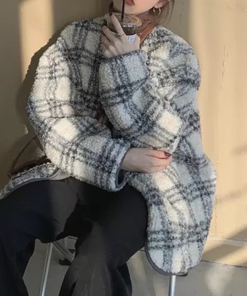 ACT（アクト）の「チェック柄 ノーカラーフリースジャケット（ノーカラージャケット・レディース・ホワイト×グレー・M/L/2XL/XL）」の10枚目の写真