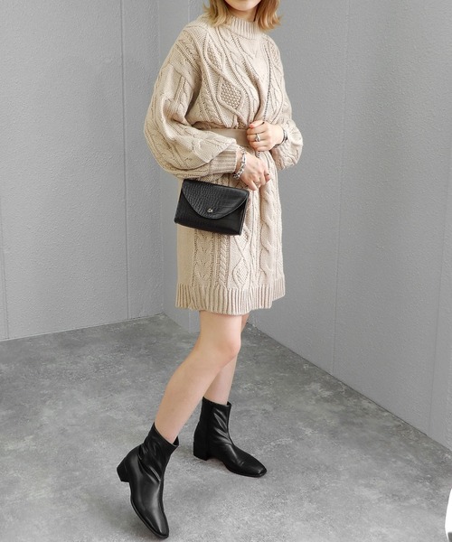 minia（ミニア）の「4cmローヒールのスクエアストレッチブーツ/ショートブーツ　◆（ブーツ・レディース・ブラック/ダークブラウン/アイボリー・LL/S/M/L）」の10枚目の写真