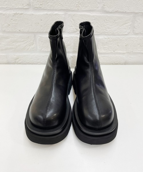 Jeffrey Campbell（ジェフリーキャンベル）の「厚底ショートブーツ（ブーツ・レディース・ブラック・38/36/37/39）」の2枚目の写真