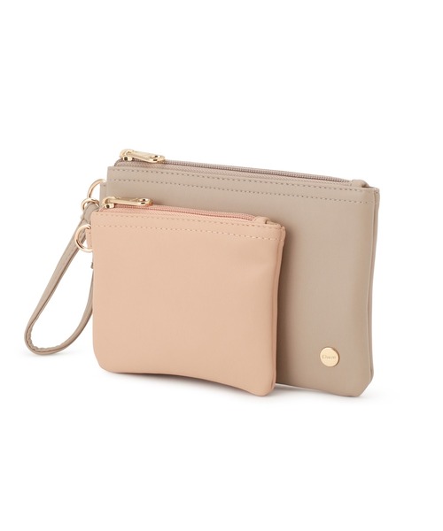 Chacott（チャコット）の「バイカラーマスクポーチ（ポーチ