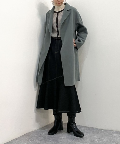 archives(アルシーヴ)の「ウォッシャブルニードルミドルチェスター(チェスターコート・レディース・ブラック/モカ/グレイッシュベージュ/グリーン/ブルー・MEDIUM)」の5枚目の写真