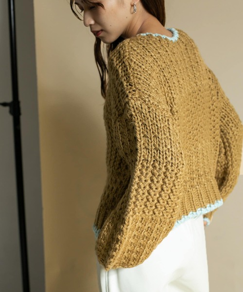 KBF(ケイビーエフ)の「【WEB/一部店舗限定】前後2way配色ニット(カーディガン/ボレロ・レディース・ネイビー/ラベンダー/ベージュ系その他・ONE)」の9枚目の写真