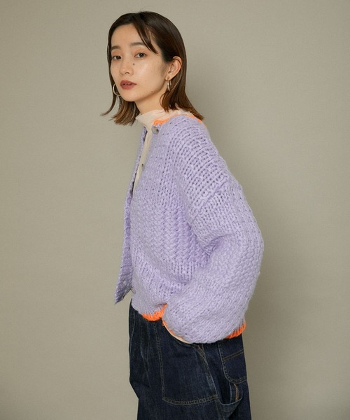 KBF(ケイビーエフ)の「【WEB/一部店舗限定】前後2way配色ニット(カーディガン/ボレロ・レディース・ネイビー/ラベンダー/ベージュ系その他・ONE)」の22枚目の写真