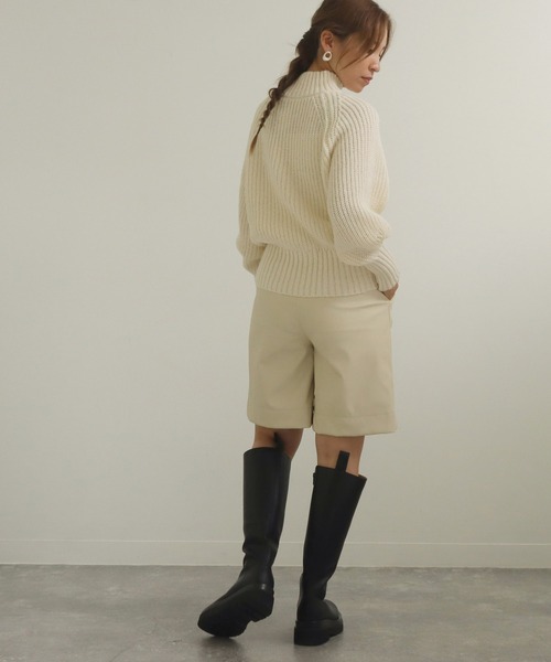 AULI(アウリィ)の「【低身長向けサイズ】フェイクレザーハーフパンツ(その他パンツ・レディース・ブラック/アイボリー/グリーン・SMALL/X-SMALL)」の18枚目の写真