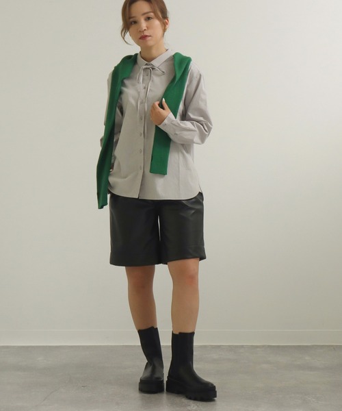 AULI(アウリィ)の「【低身長向けサイズ】フェイクレザーハーフパンツ(その他パンツ・レディース・ブラック/アイボリー/グリーン・SMALL/X-SMALL)」の10枚目の写真