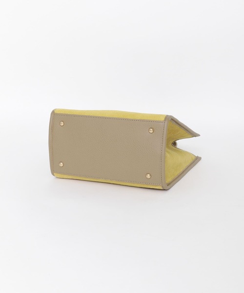 URBAN RESEARCH DOORS（アーバンリサーチドアーズ）の「コーデュロイパイピング2WAYバッグ（ショルダーバッグ・レディース・ダークブラウン/イエロー系その他・ONE）」の4枚目の写真