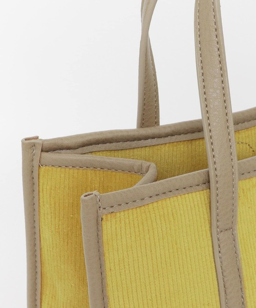 URBAN RESEARCH DOORS（アーバンリサーチドアーズ）の「コーデュロイパイピング2WAYバッグ（ショルダーバッグ・レディース・ダークブラウン/イエロー系その他・ONE）」の8枚目の写真