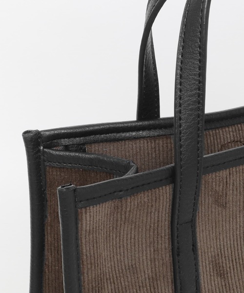 URBAN RESEARCH DOORS（アーバンリサーチドアーズ）の「コーデュロイパイピング2WAYバッグ（ショルダーバッグ・レディース・ダークブラウン/イエロー系その他・ONE）」の10枚目の写真