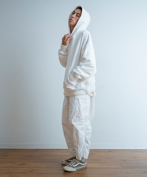 Universal Style Wear(ユニバーサルスタイルウェア)の「Universal Style Wear ヘビーウェイト ビッグ ドルマンパーカー(パーカー・メンズ・カーキ/ブラック/ホワイト/グレー・LARGE/X-LARGE/MEDIUM)」の17枚目の写真