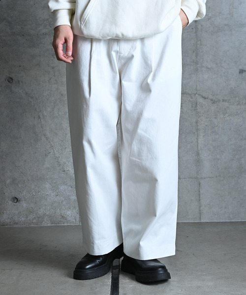 NIDO(ニド)の「ワイドタックパンツ(その他パンツ・メンズ・ホワイト/ブラック/ネイビー/グリーン・MEDIUM/LARGE)」の2枚目の写真