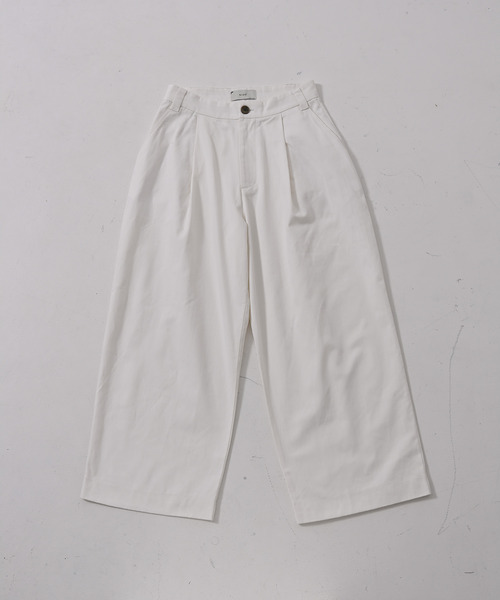 NIDO(ニド)の「ワイドタックパンツ(その他パンツ・メンズ・ホワイト/ブラック/ネイビー/グリーン・MEDIUM/LARGE)」の9枚目の写真