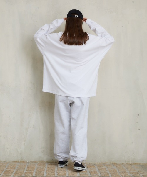 flaner(フラネ)の「Over size long tee / オーバーサイズロンT【ユニセックス対応】(Tシャツ/カットソー・レディース・ホワイト/ベージュ/グレー/ブラック/チャコールグレー・MEDIUM/LARGE)」の17枚目の写真