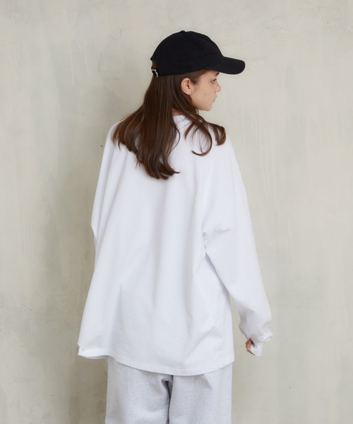 flaner(フラネ)の「Over size long tee / オーバーサイズロンT【ユニセックス対応】(Tシャツ/カットソー・レディース・ホワイト/ベージュ/グレー/ブラック/チャコールグレー・MEDIUM/LARGE)」の8枚目の写真