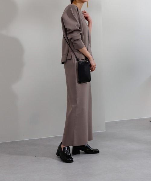 COLONY 2139（コロニートゥーワンスリーナイン）の「エステルヤーンペンシルスカート(セットアップ可)/タイトスカート（スカート・レディース・ブラック/カーキ/モカ/グレイッシュベージュ/パープル・MEDIUM/LARGE）」の10枚目の写真