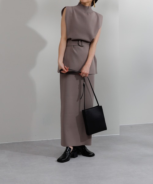 COLONY 2139（コロニートゥーワンスリーナイン）の「エステルヤーンペンシルスカート(セットアップ可)/タイトスカート（スカート・レディース・ブラック/カーキ/モカ/グレイッシュベージュ/パープル・MEDIUM/LARGE）」の13枚目の写真