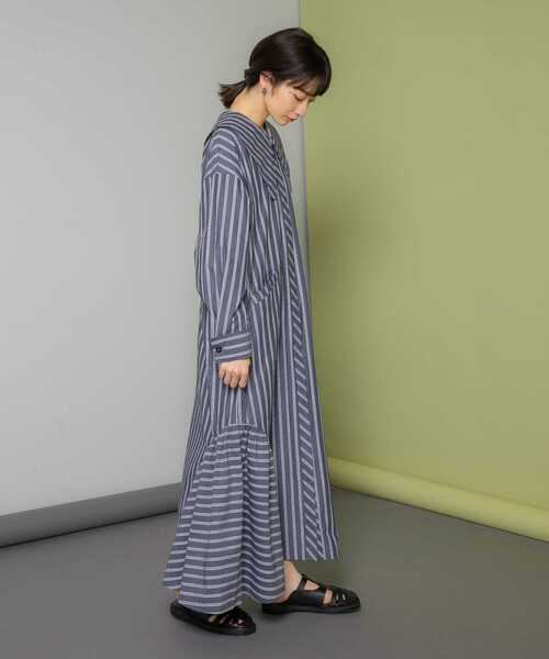 KBF（ケイビーエフ）の「ウェーブカラーワンピース（ワンピース・レディース・ネイビー/ブルー/ホワイト・ONE）」の22枚目の写真