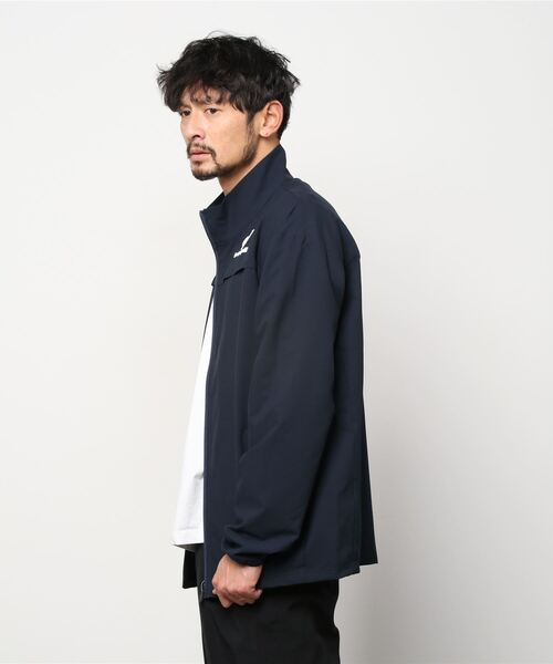 le coq sportif（ルコックスポルティフ）の「ソロテックスストレッチクロスジャケット 形態回復性 レディース ウェア ジャケット ブルゾン トレーニング トレーニングウェア スポーツウェア（ジャージ・メンズ・ブラック/ネイビー/ピンクベージュ・S/M/L/XL）」の4枚目の写真