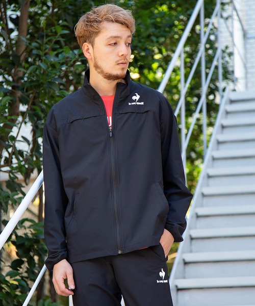 le coq sportif（ルコックスポルティフ）の「ソロテックスストレッチクロスジャケット 形態回復性 レディース ウェア ジャケット ブルゾン トレーニング トレーニングウェア スポーツウェア（ジャージ・メンズ・ブラック/ネイビー/ピンクベージュ・S/M/L/XL）」の9枚目の写真