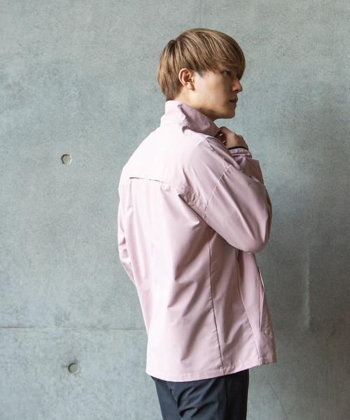 le coq sportif（ルコックスポルティフ）の「ソロテックスストレッチクロスジャケット 形態回復性 レディース ウェア ジャケット ブルゾン トレーニング トレーニングウェア スポーツウェア（ジャージ・メンズ・ブラック/ネイビー/ピンクベージュ・S/M/L/XL）」の13枚目の写真