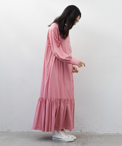 Libra Cue（リブラ キュー）の「ワンティアードマーメイドワンピース