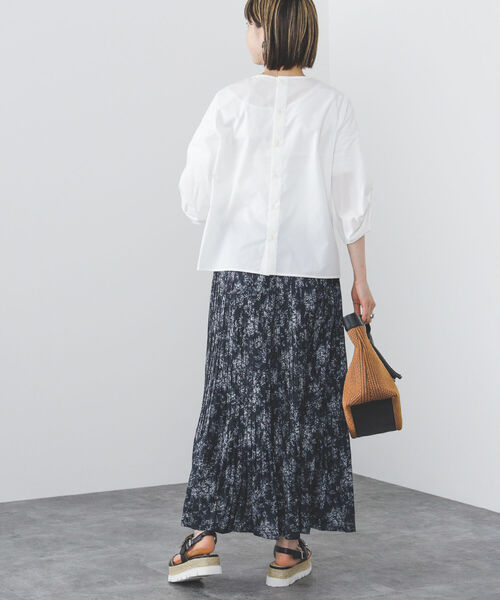 BEAMS HEART(ビームスハート)の「BEAMS HEART / 袖ボリュームタック ブラウス(シャツ/ブラウス・レディース・オフホワイト/ストライプ/チェック/ネイビー/その他4/インディゴブルー/その他3/ホワイト系その他5・FREE)」の12枚目の写真