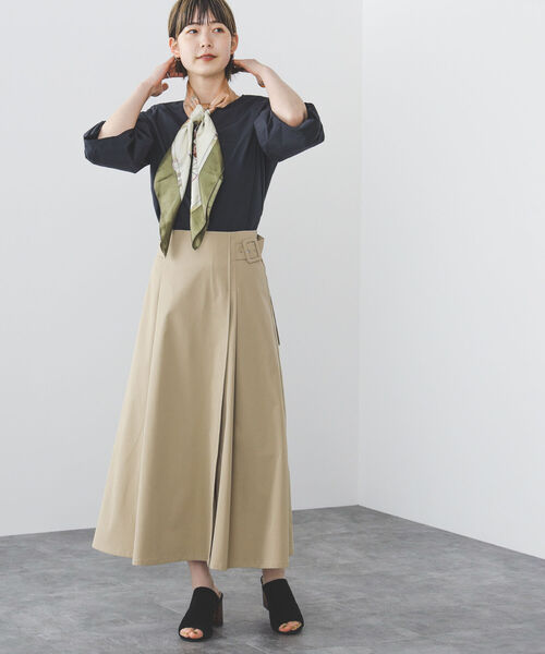 BEAMS HEART(ビームスハート)の「BEAMS HEART / 袖ボリュームタック ブラウス(シャツ/ブラウス・レディース・オフホワイト/ストライプ/チェック/ネイビー/その他4/インディゴブルー/その他3/ホワイト系その他5・FREE)」の15枚目の写真