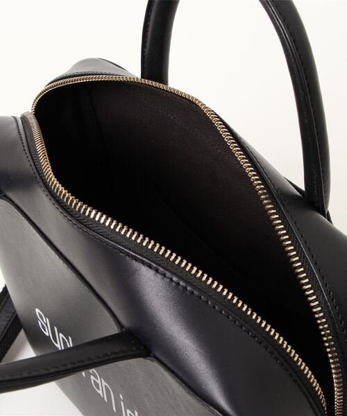 intoxic.（イントキシック）の「【intoxic.】イディオット（ボストンバッグ・レディース・ブラック・FREE）」の4枚目の写真