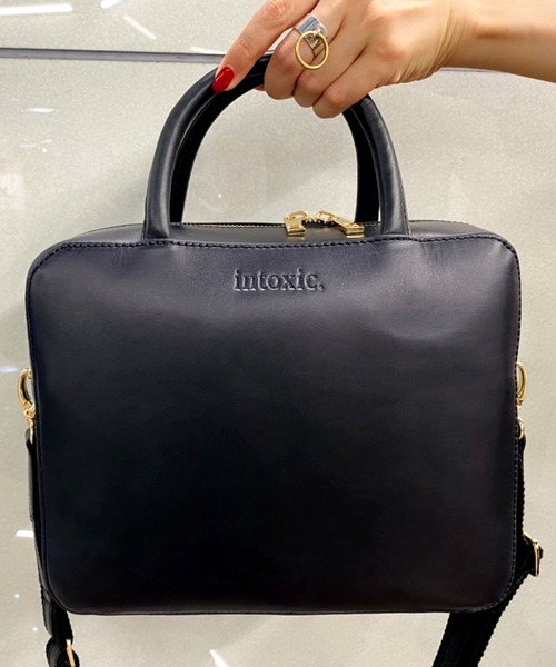 intoxic.（イントキシック）の「【intoxic.】イディオット（ボストンバッグ・レディース・ブラック・FREE）」の11枚目の写真