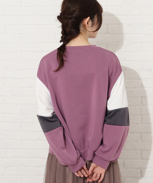 Cutie Blonde（キューティーブロンド）の「◆【S-M】袖配色切替プルオーバー（スウェット・レディース・ブラック系4/ベージュ系4/ピンク系・01/02）」の6枚目の写真