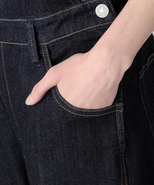 ROSE BUD（ローズバッド）の「LOP-15106 SKINNY OVER ALL（サロペット/オーバーオール・レディース・ワンウォッシュ/ホワイト/ブルー・ONE SIZE）」の8枚目の写真