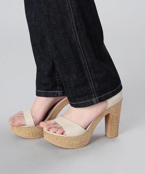 ROSE BUD（ローズバッド）の「LOP-15106 SKINNY OVER ALL（サロペット/オーバーオール・レディース・ワンウォッシュ/ホワイト/ブルー・ONE SIZE）」の5枚目の写真