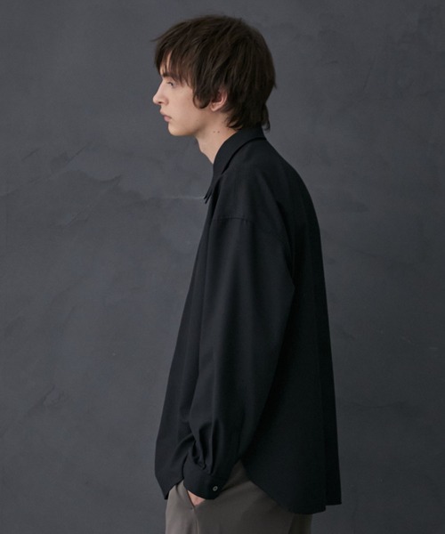 PUBLIC TOKYO（パブリックトウキョウ）の「含浸レイヤードオーバーシャツ（シャツ/ブラウス・メンズ・ブラック/ベージュ/ライトパープル・1/2）」の19枚目の写真