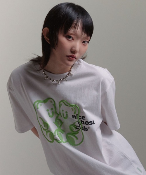 NICE GHOST CLUB(ナイスゴーストクラブ)の「A'GEM/9 × .kom『NICE GHOST CLUB/ナイスゴーストクラブ』GUMMY BEAR & LOGO TEE/フロントグラフィック 半袖Tシャツ(Tシャツ/カットソー・レディース・ホワイト/ライトブルー/ブラック/ネイビー/グリーン/ブラック系その他/ブルー/パープル・M/L)」の17枚目の写真
