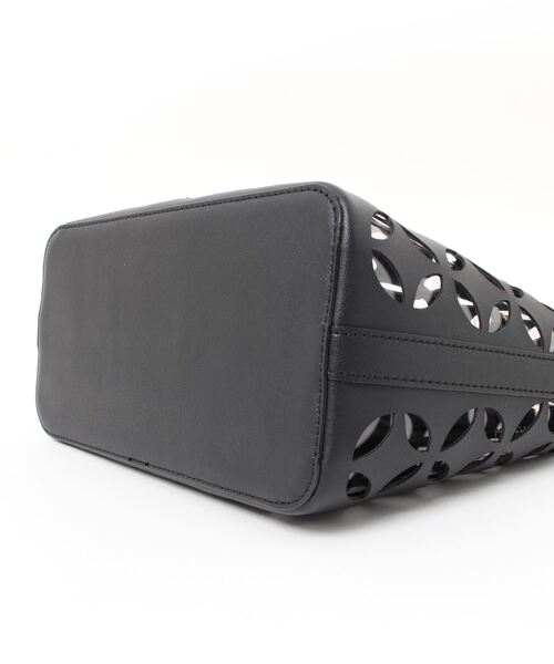 Samantha Thavasa（サマンサタバサ）の「ポーチ付き パンチングトートバッグ（トートバッグ・レディース・イエロー/レッド/オフホワイト/ブラック・FREE）」の8枚目の写真