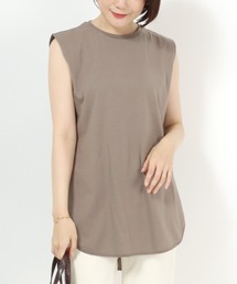 Salong hameu（サロン ハミュー）の「ノースリーブ ラウンドヘム 無地Ｔシャツ（Tシャツ/カットソー）」